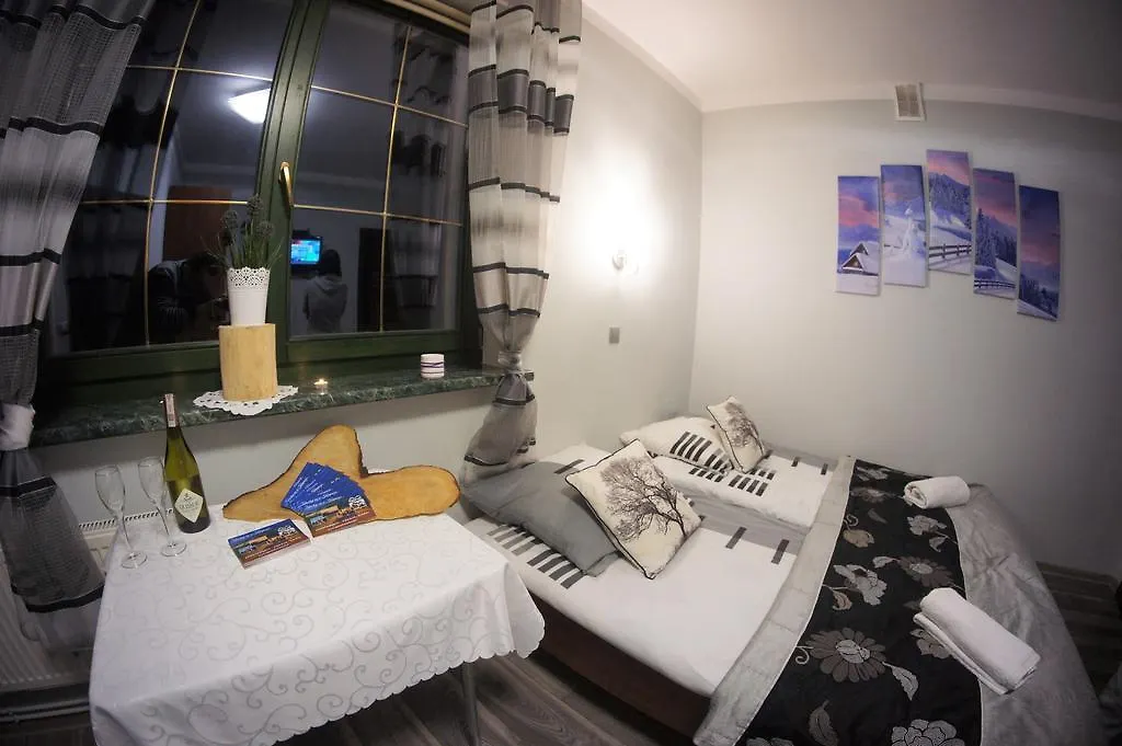Willa Goral Goralska Osada Domki Apartamenty Pokoje كارباش منزل للإقامة