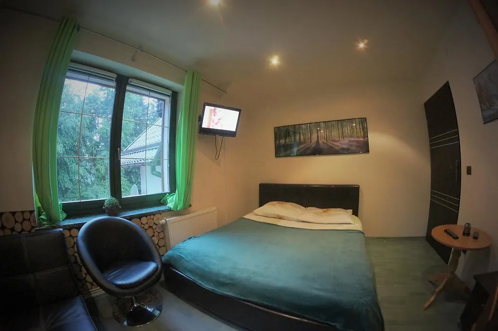 Willa Goral Goralska Osada Domki Apartamenty Pokoje كارباش 0*,  بولندا